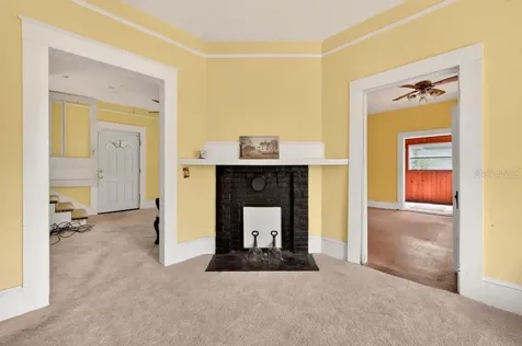 102 S Trowell Avenue Umatilla FL 32784