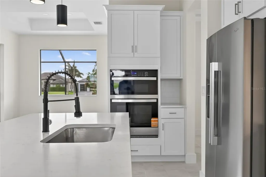 817 NW 38th Place Cape Coral FL 33993