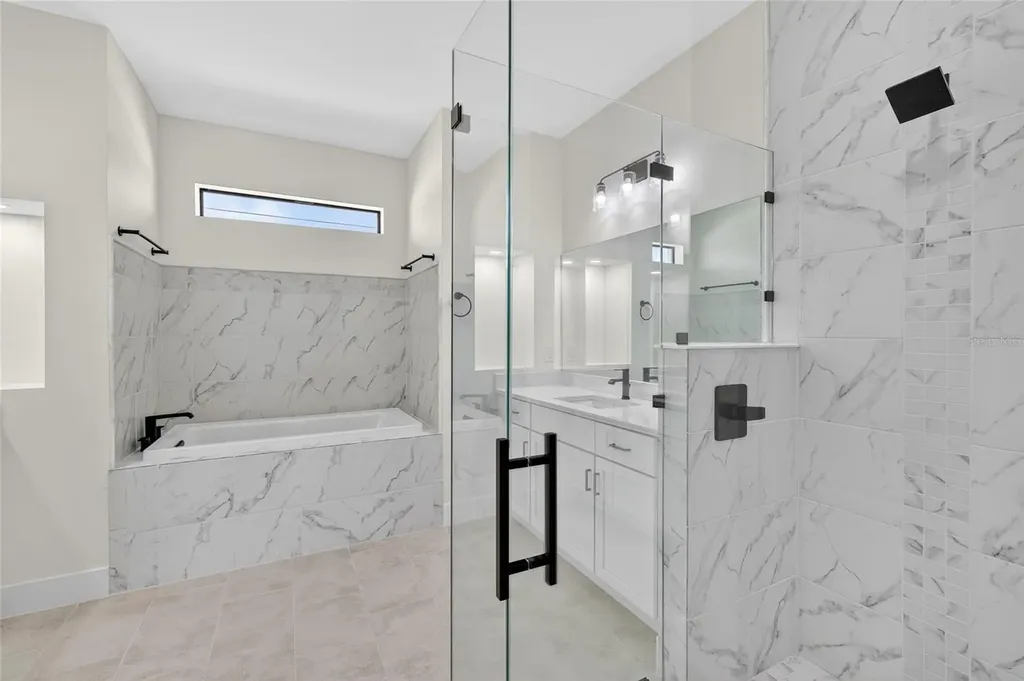 817 NW 38th Place Cape Coral FL 33993