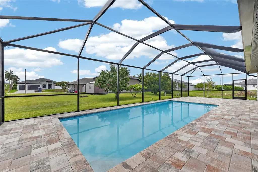 817 NW 38th Place Cape Coral FL 33993