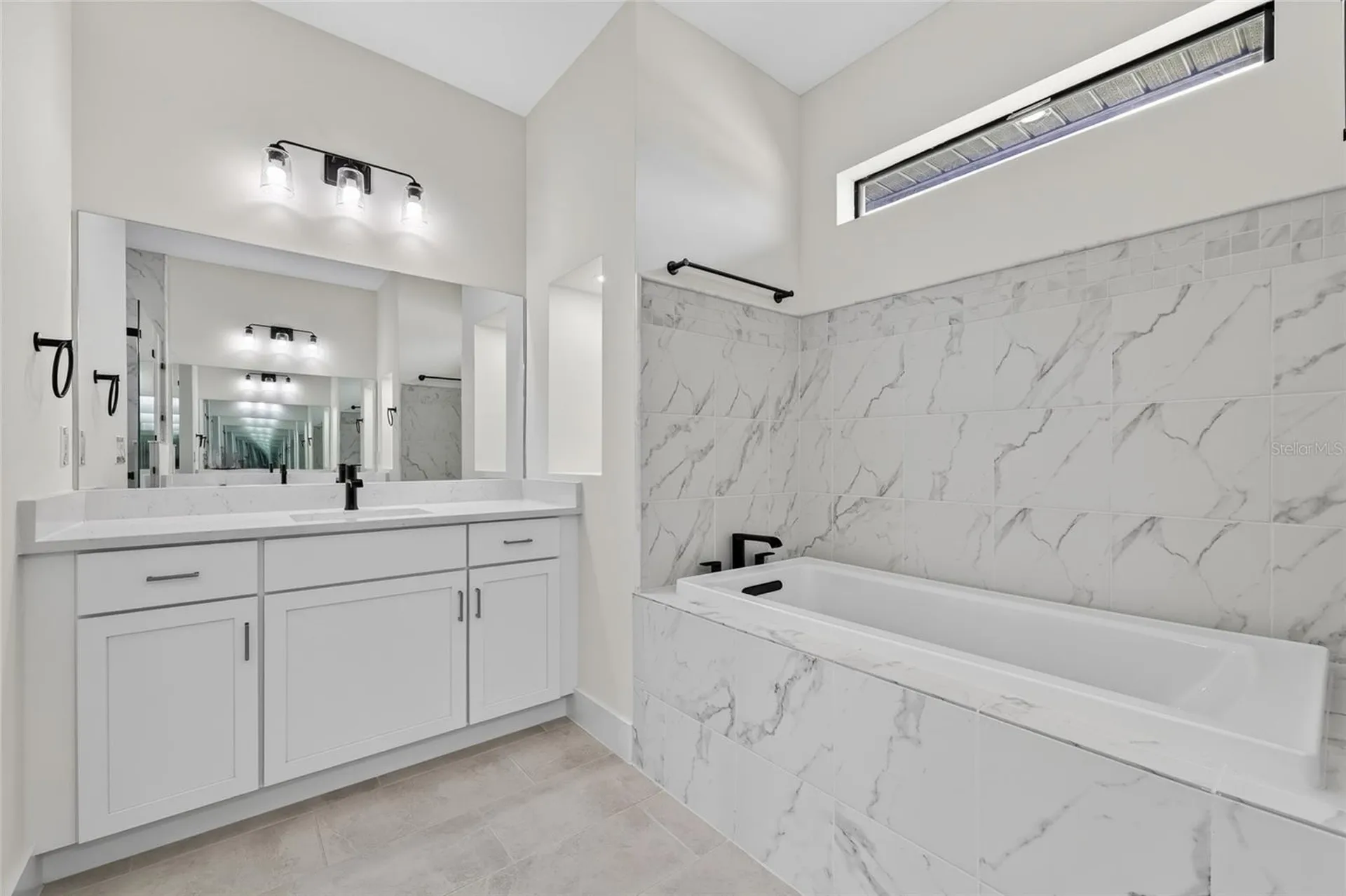 817 NW 38th Place Cape Coral FL 33993