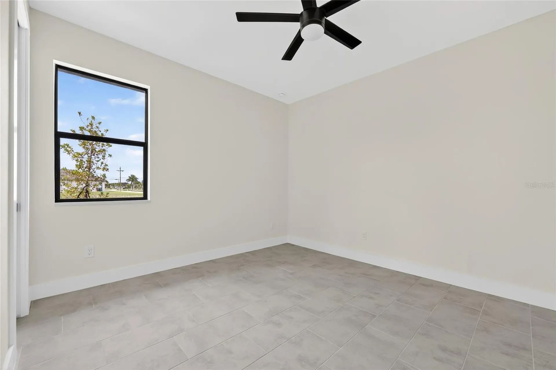 817 NW 38th Place Cape Coral FL 33993