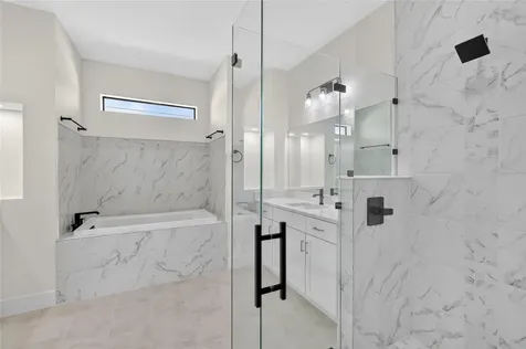 817 NW 38th Place Cape Coral FL 33993
