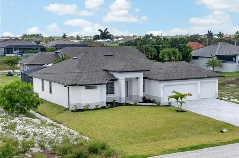 817 NW 38th Place Cape Coral FL 33993