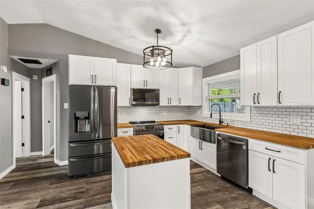 9506 Andy Drive Hudson FL 34669
