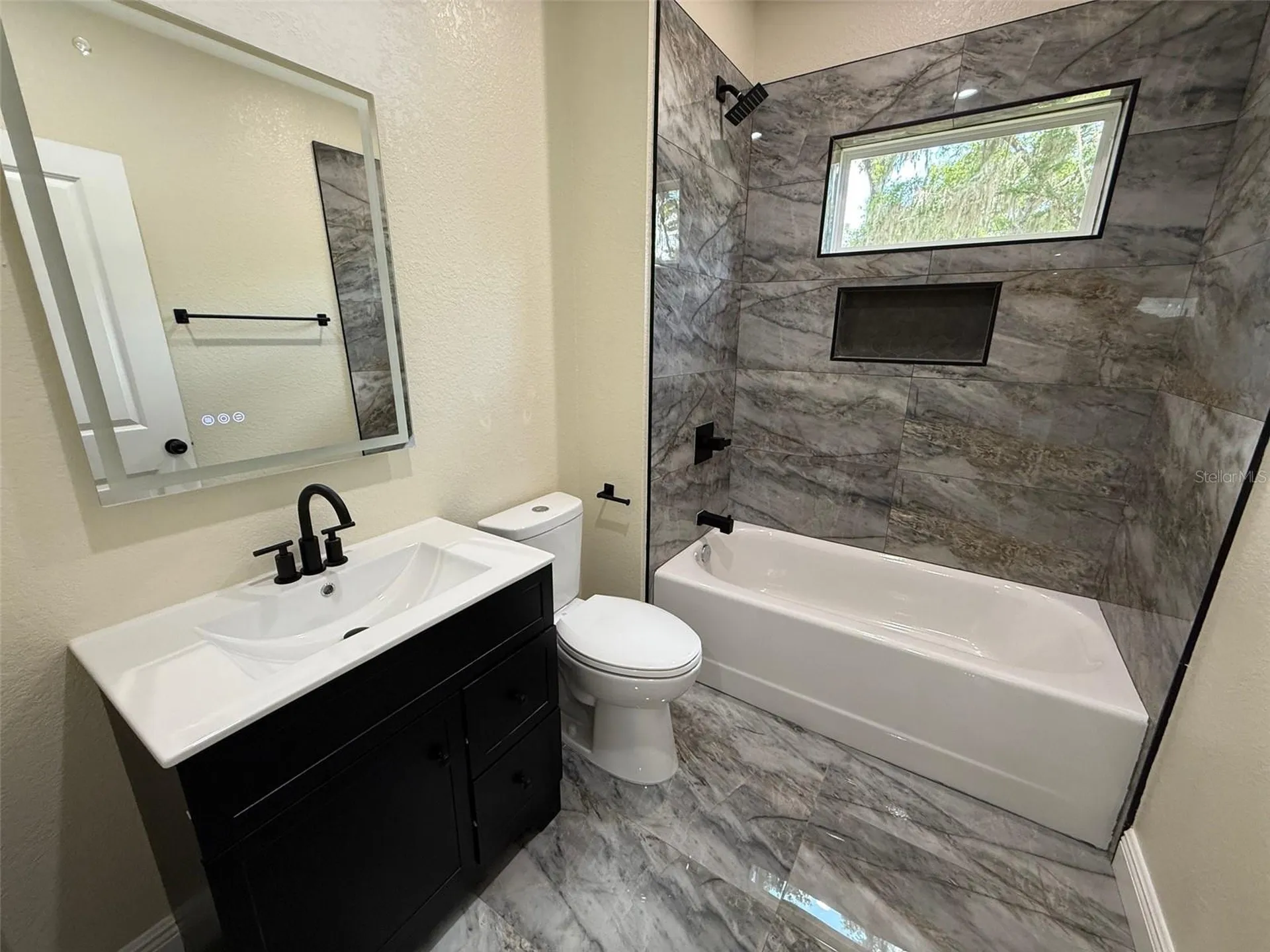 2027 SE 45 Terrace Gainesville FL 32641