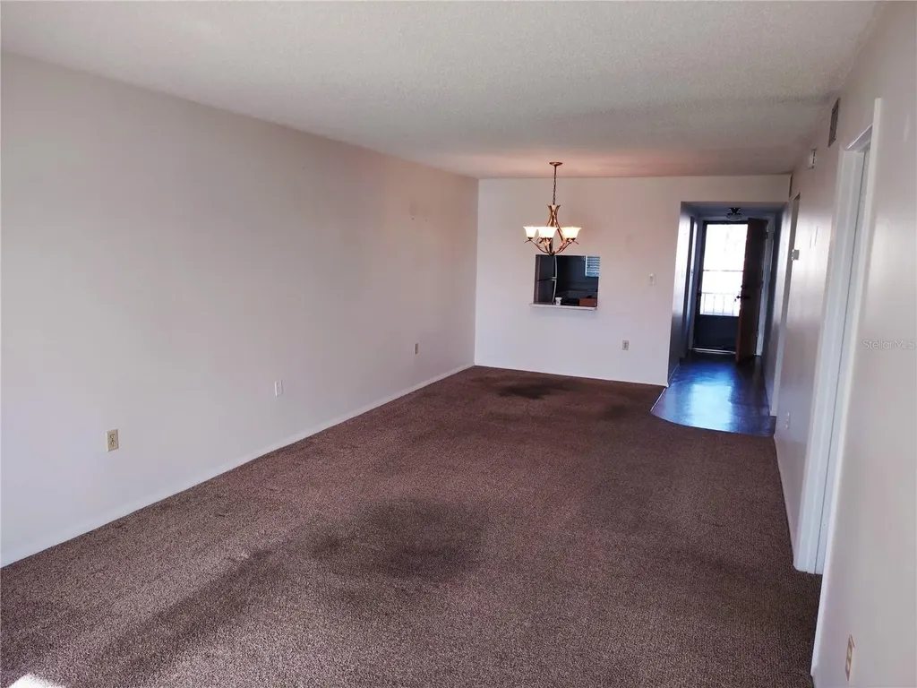 3737 Lake Bayshore Drive Bradenton FL 34205