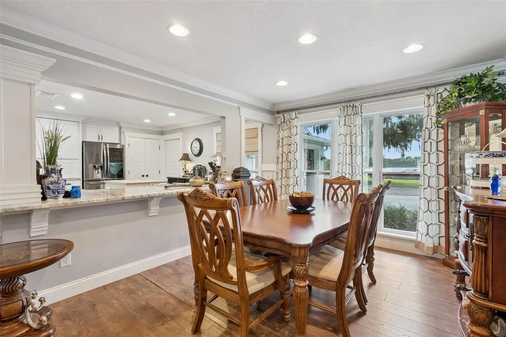 2530 E New York Avenue Deland FL 32724