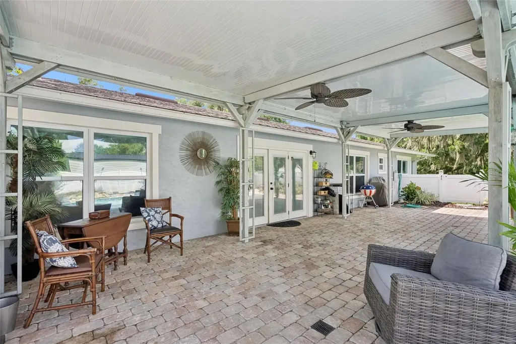 2530 E New York Avenue Deland FL 32724