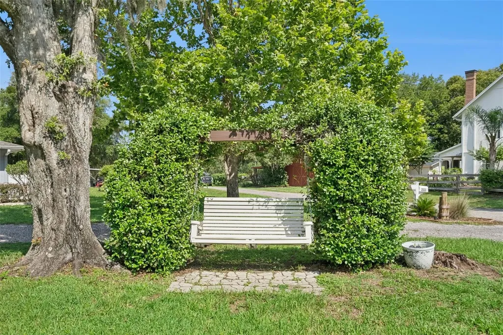 2530 E New York Avenue Deland FL 32724