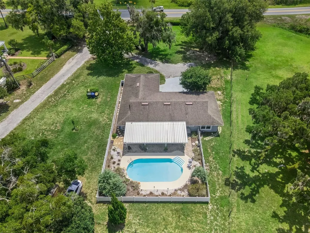 2530 E New York Avenue Deland FL 32724