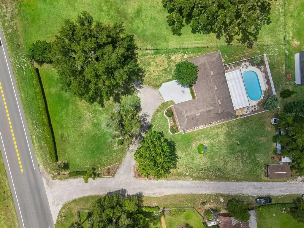 2530 E New York Avenue Deland FL 32724
