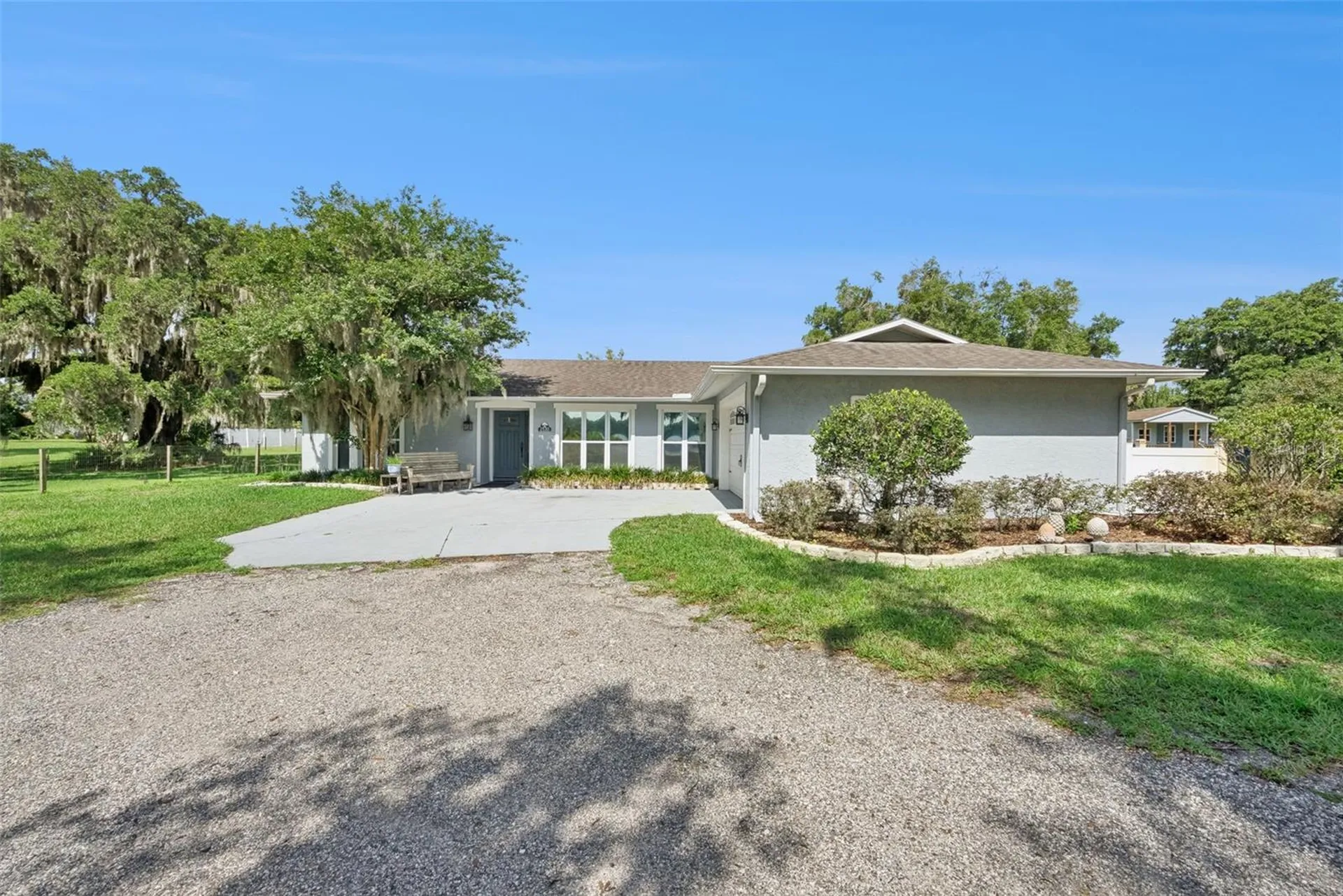 2530 E New York Avenue Deland FL 32724