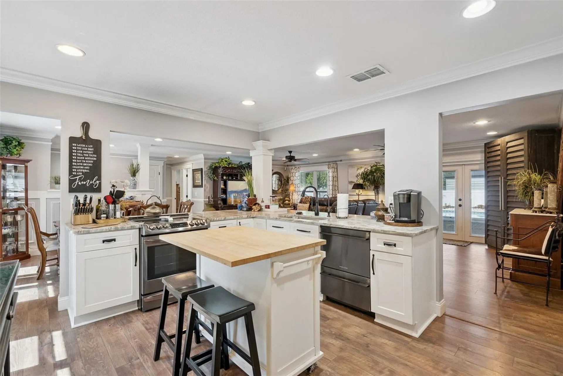 2530 E New York Avenue Deland FL 32724
