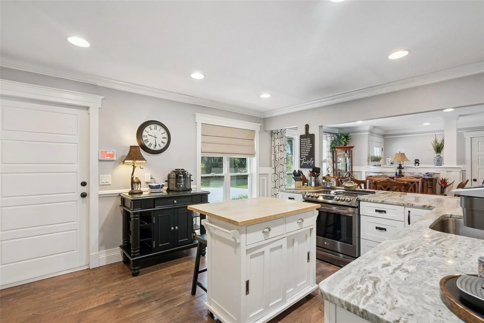 2530 E New York Avenue Deland FL 32724
