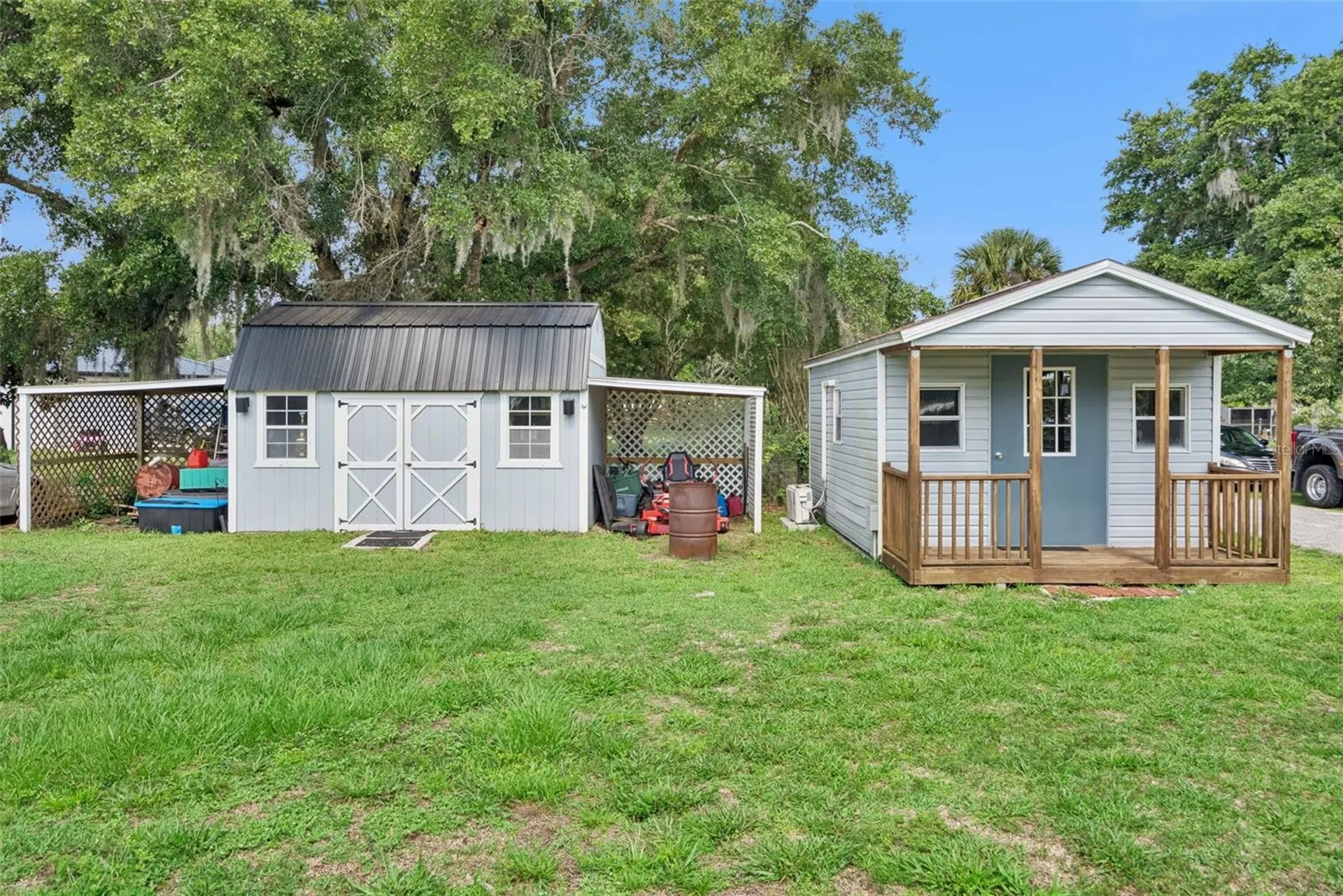 2530 E New York Avenue Deland FL 32724