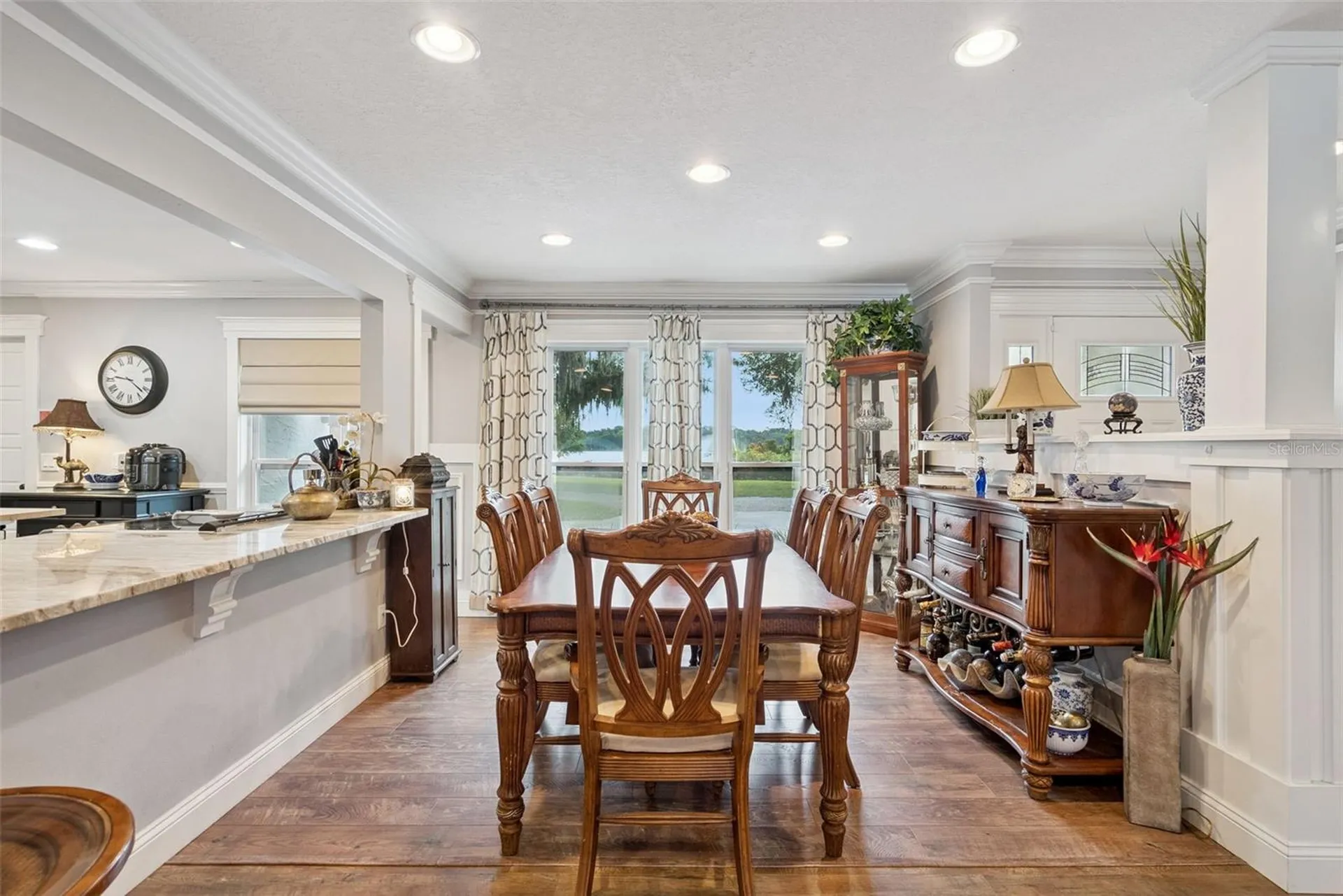 2530 E New York Avenue Deland FL 32724