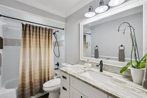 2530 E New York Avenue Deland FL 32724