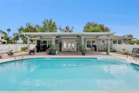 2530 E New York Avenue Deland FL 32724