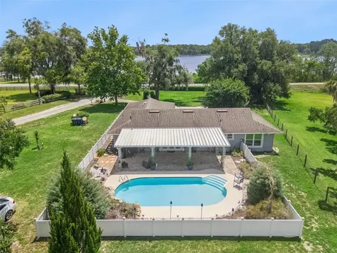 2530 E New York Avenue Deland FL 32724