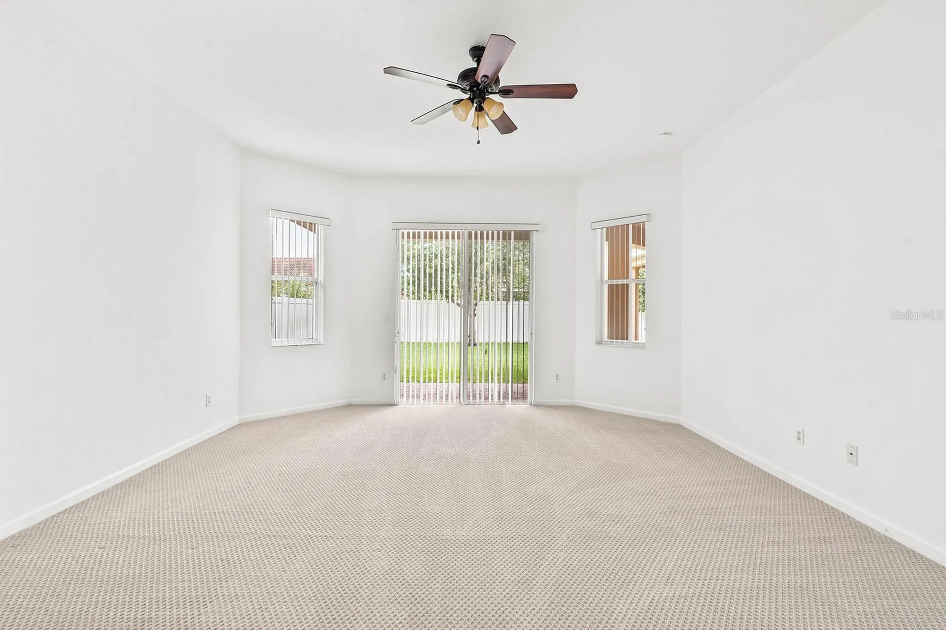 3877 Shoreview Drive Kissimmee FL 34744