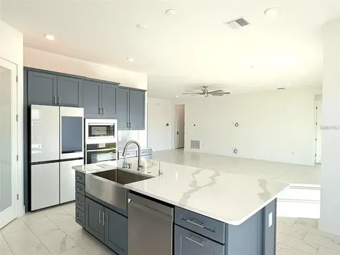 10609 Torchwood Sea Way San Antonio FL 33576