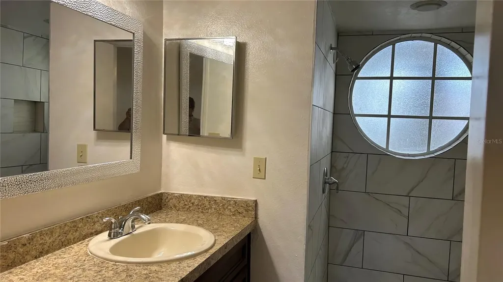 5015 Laguna Bay Circle Kissimmee FL 34746