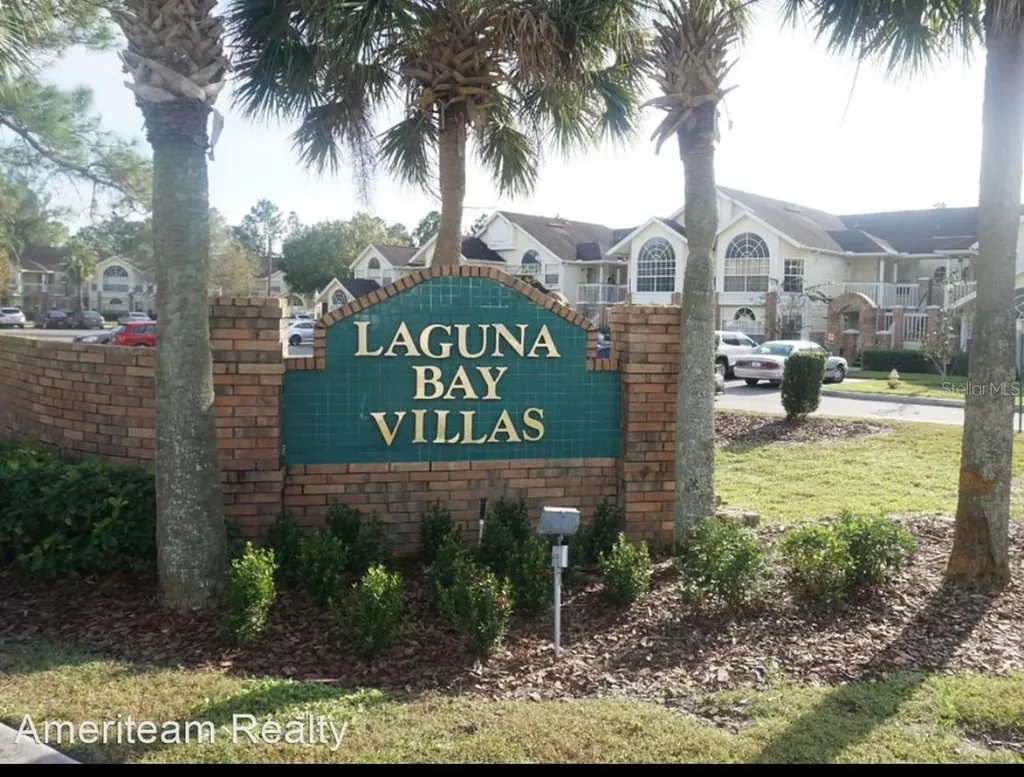 5015 Laguna Bay Circle Kissimmee FL 34746