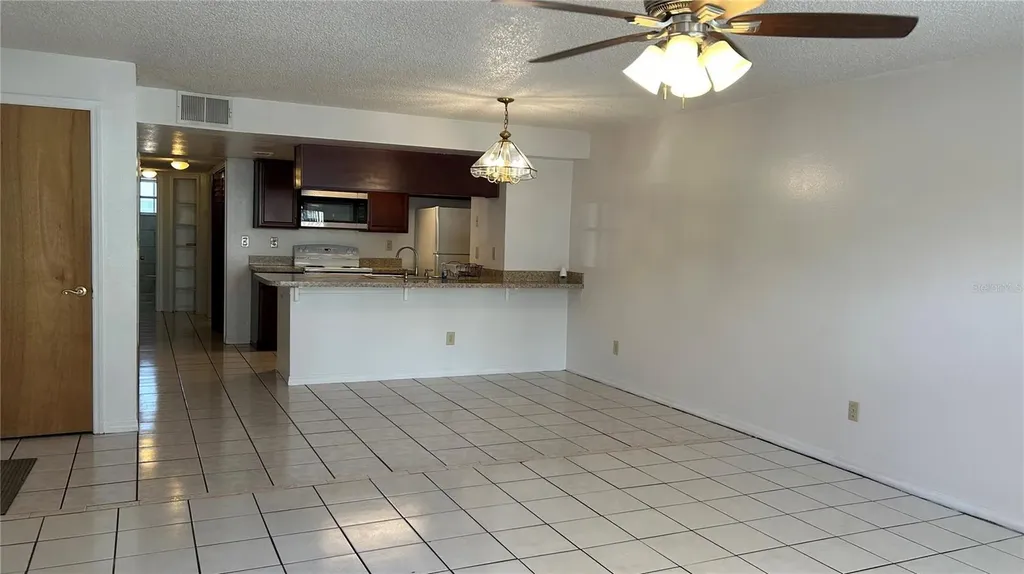 5015 Laguna Bay Circle Kissimmee FL 34746