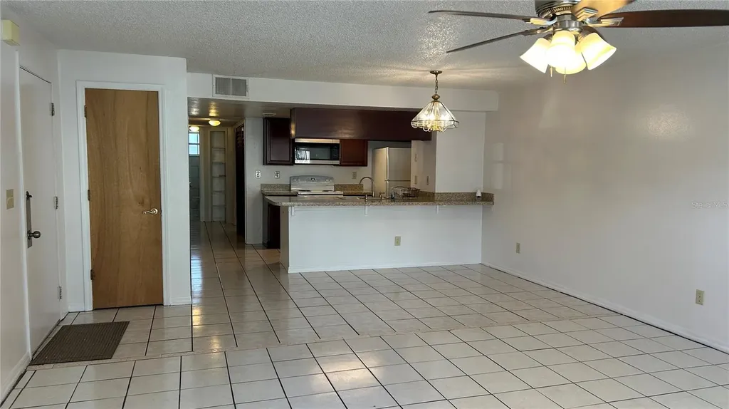 5015 Laguna Bay Circle Kissimmee FL 34746
