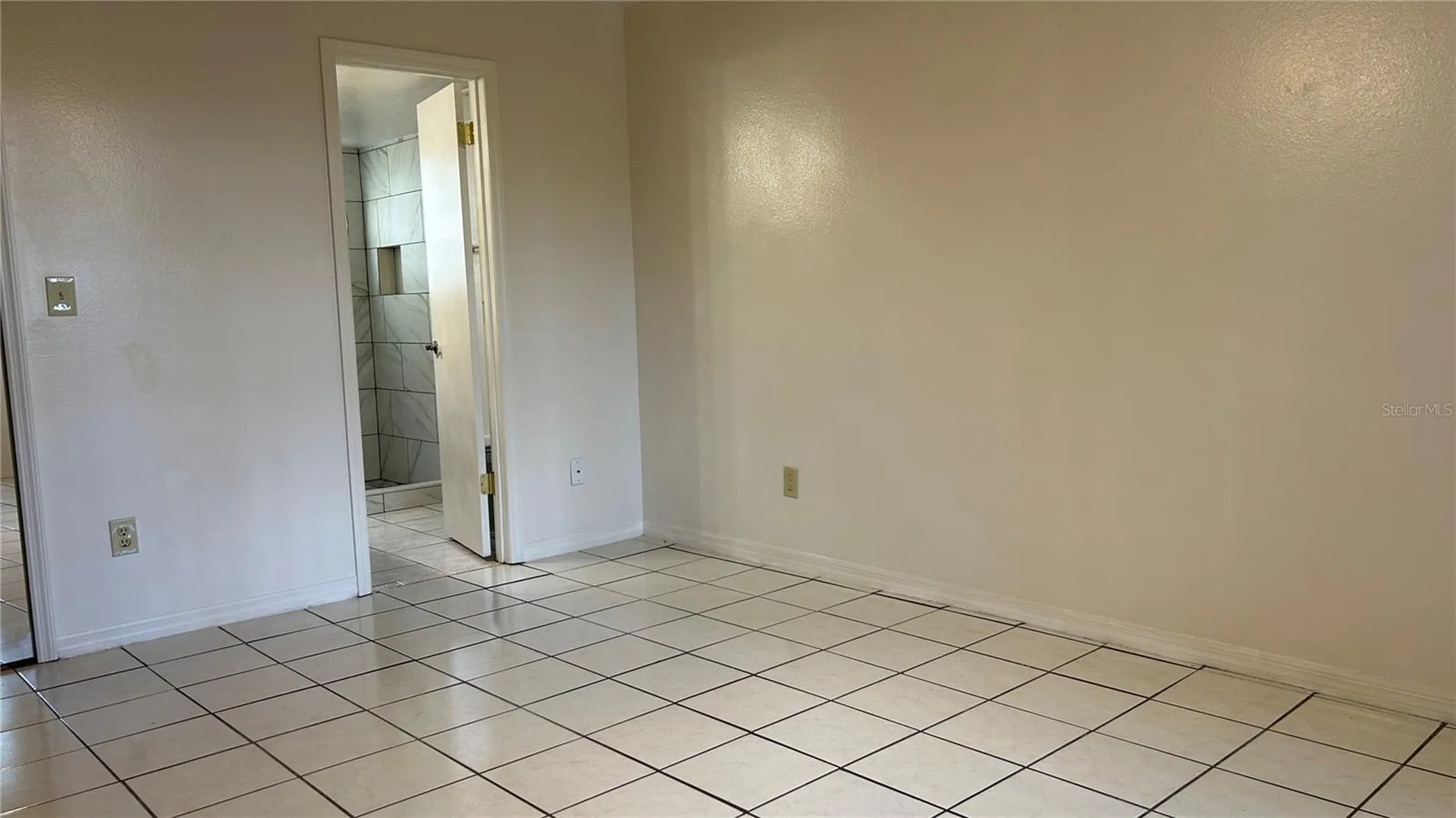5015 Laguna Bay Circle Kissimmee FL 34746