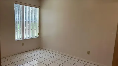 5015 Laguna Bay Circle Kissimmee FL 34746
