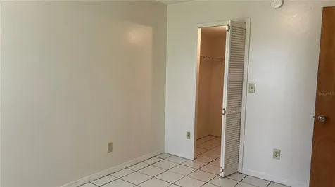 5015 Laguna Bay Circle Kissimmee FL 34746