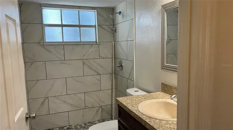 5015 Laguna Bay Circle Kissimmee FL 34746