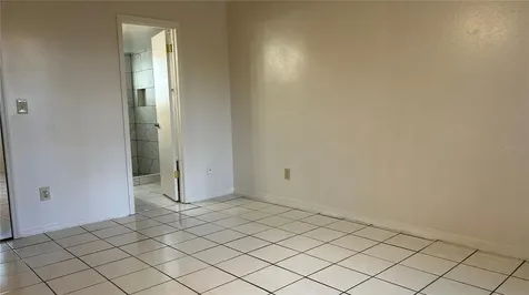 5015 Laguna Bay Circle Kissimmee FL 34746