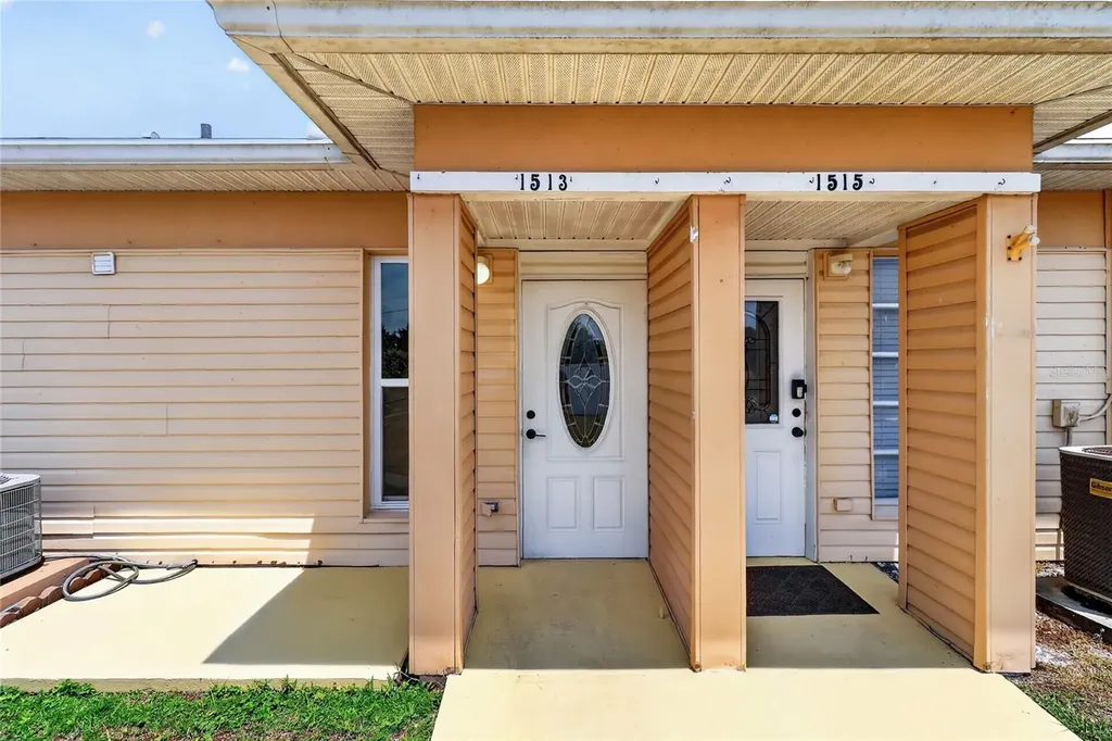 1513 Club Circle Lakeshore FL 33854