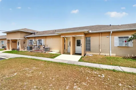 1513 Club Circle Lakeshore FL 33854