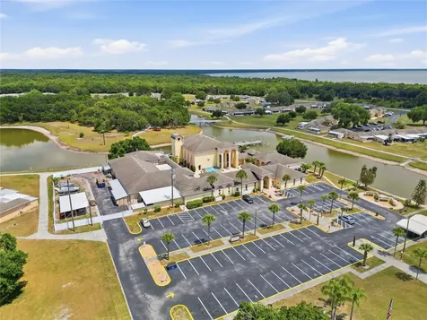 1513 Club Circle Lakeshore FL 33854