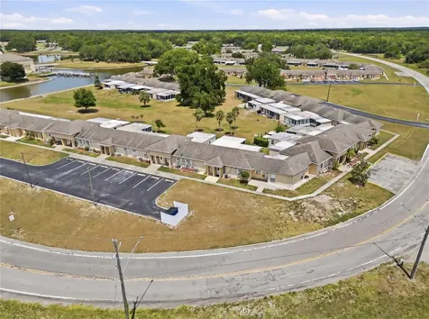 1513 Club Circle Lakeshore FL 33854
