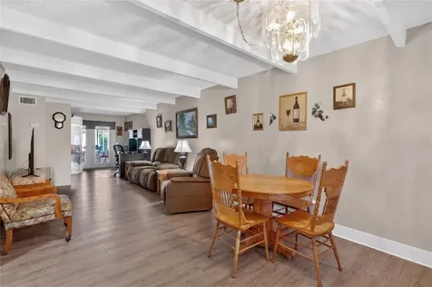 1513 Club Circle Lakeshore FL 33854