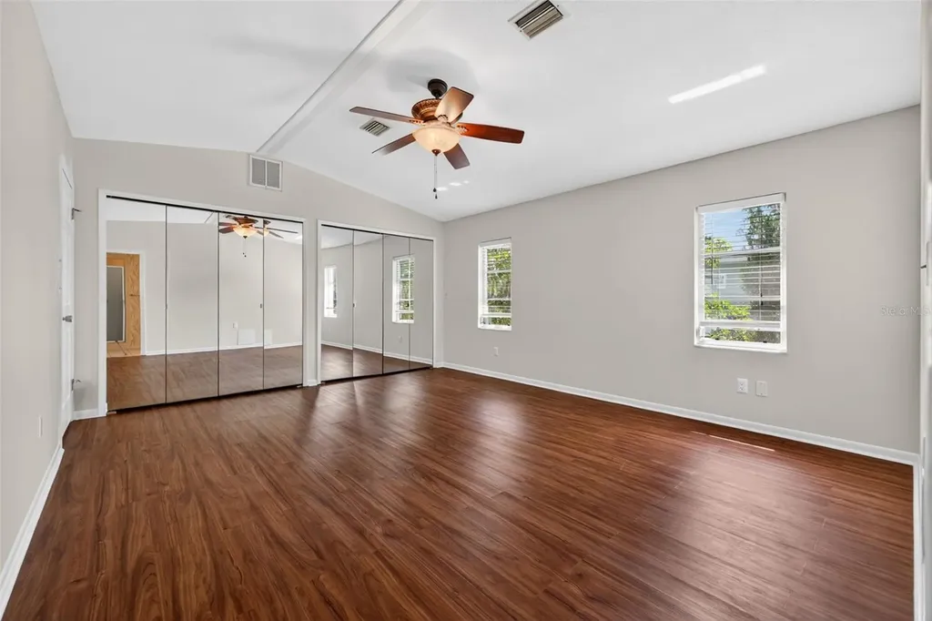 3911 16th Avenue N St Petersburg FL 33713