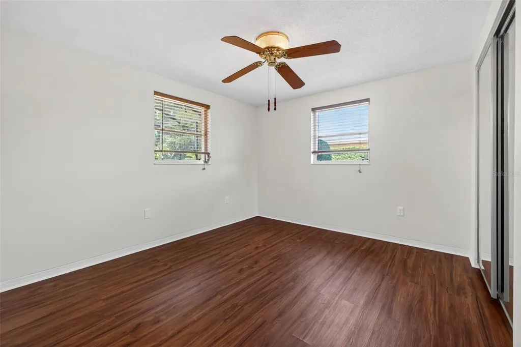 3911 16th Avenue N St Petersburg FL 33713