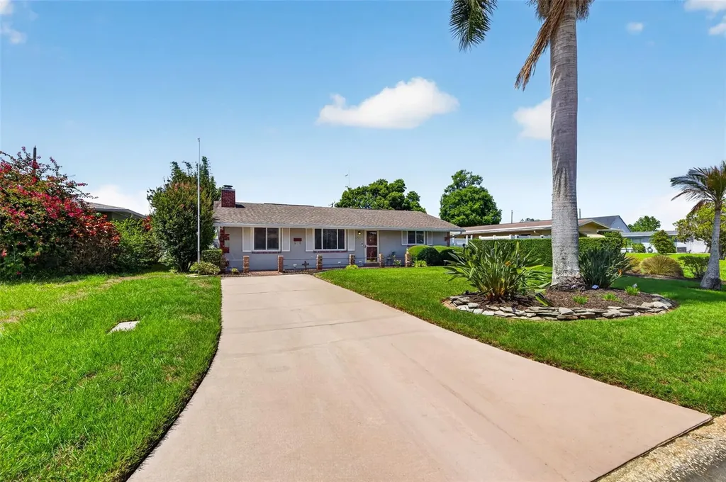 3911 16th Avenue N St Petersburg FL 33713