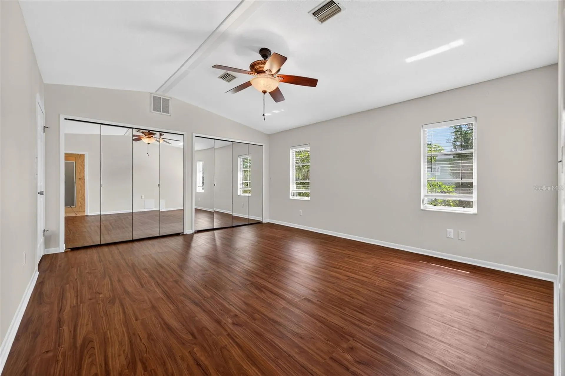 3911 16th Avenue N St Petersburg FL 33713