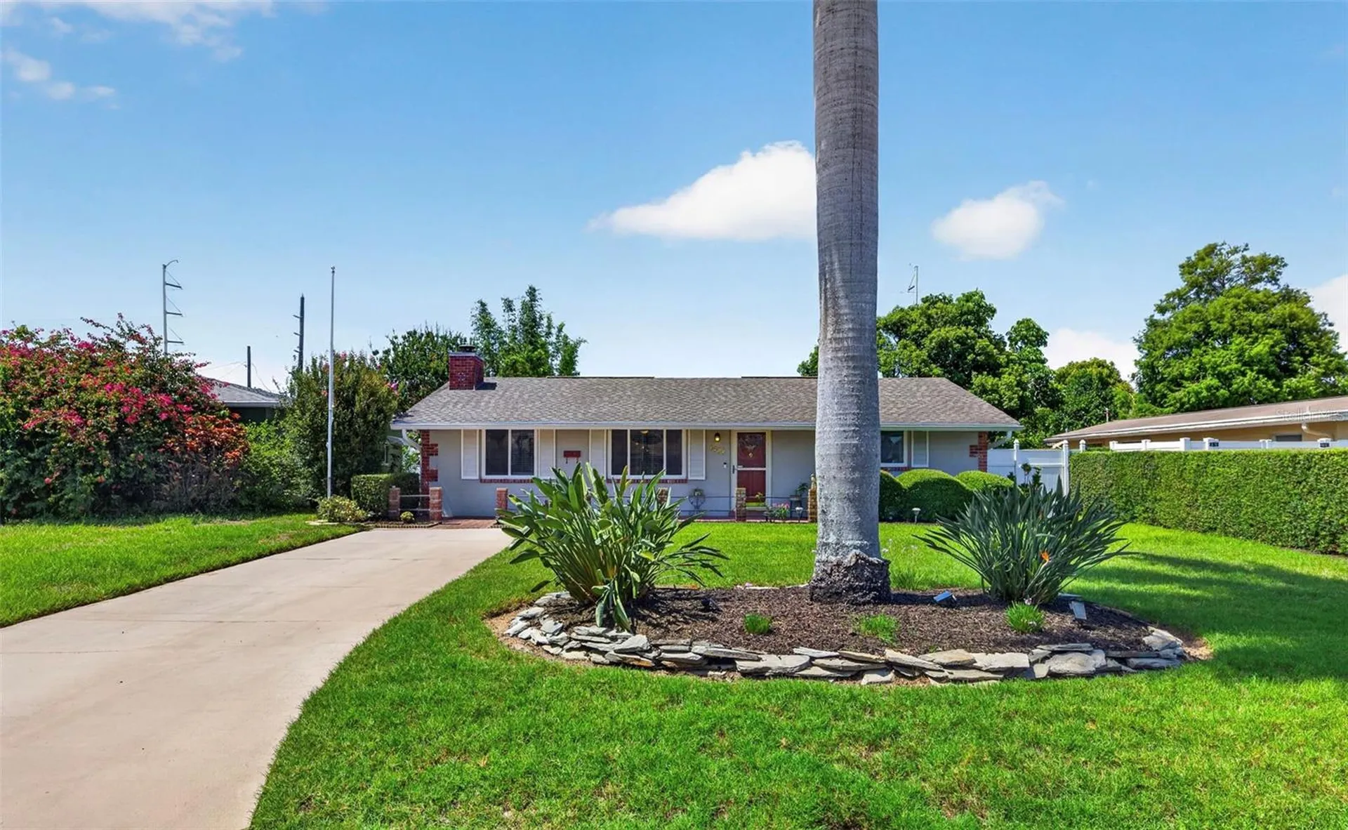 3911 16th Avenue N St Petersburg FL 33713