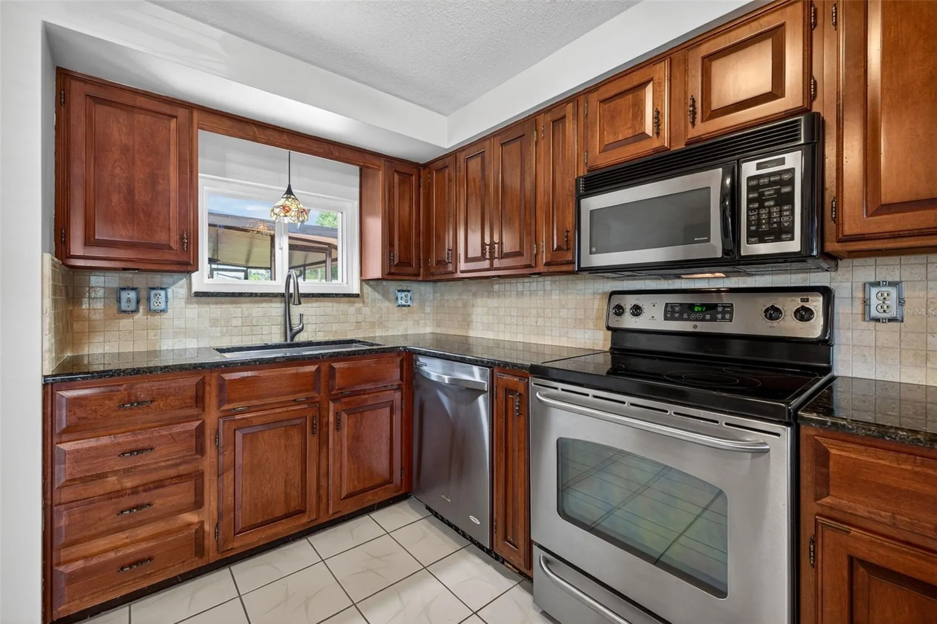 3911 16th Avenue N St Petersburg FL 33713