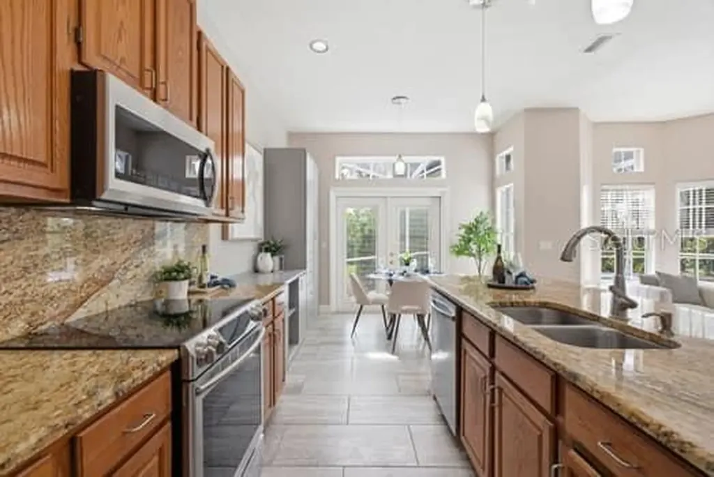 4415 Avenue Cannes Lutz FL 33558