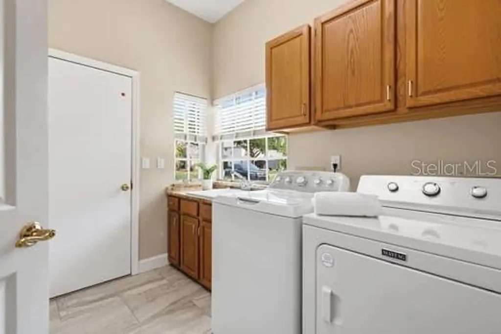 4415 Avenue Cannes Lutz FL 33558