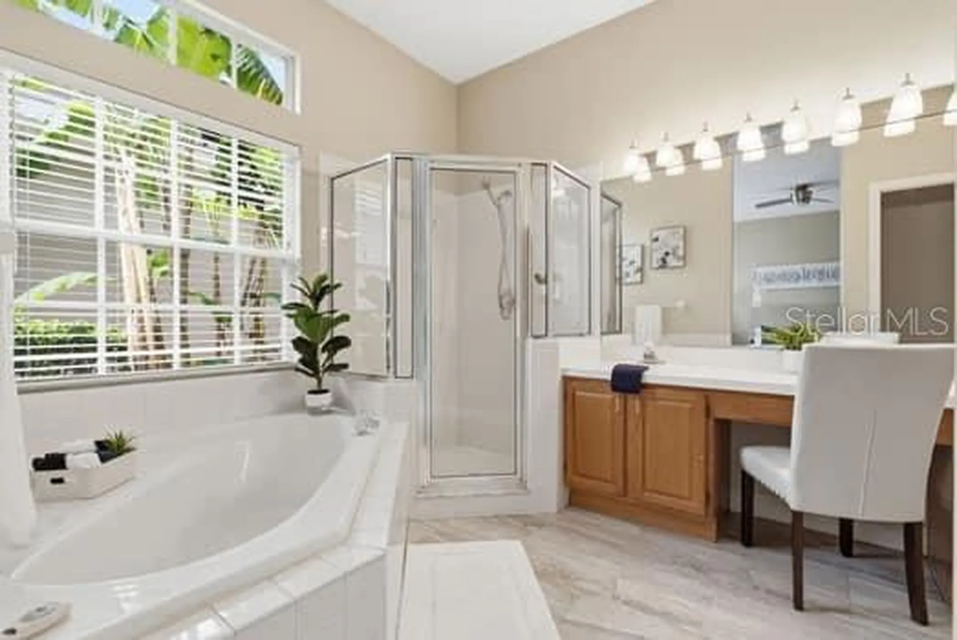 4415 Avenue Cannes Lutz FL 33558