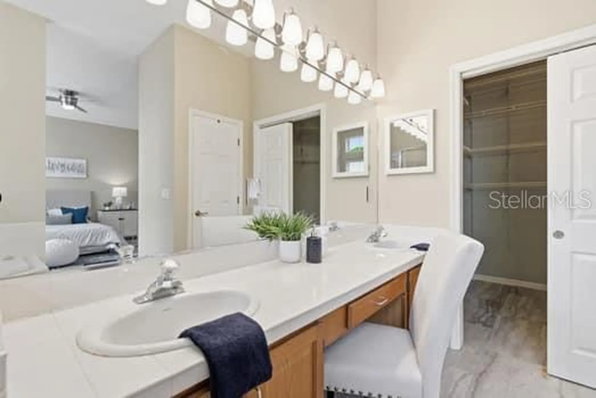 4415 Avenue Cannes Lutz FL 33558